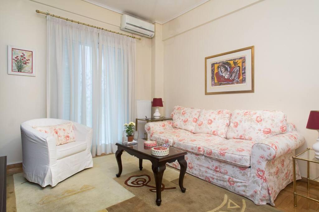 Top-Rated 1-Bedroom Apartment In The Heart Of Athens Atenas Exterior foto