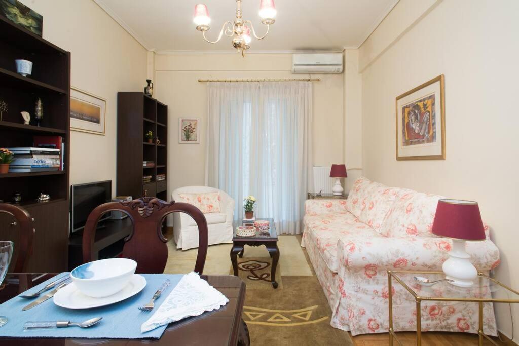 Top-Rated 1-Bedroom Apartment In The Heart Of Athens Atenas Exterior foto