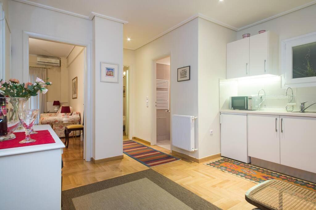 Top-Rated 1-Bedroom Apartment In The Heart Of Athens Atenas Exterior foto
